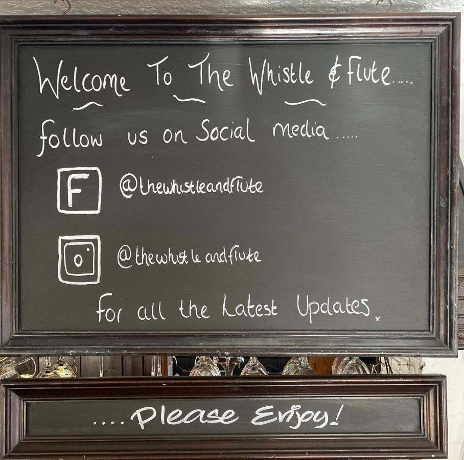 The Whistle And Flute Hotel Barnetby le Wold Екстериор снимка